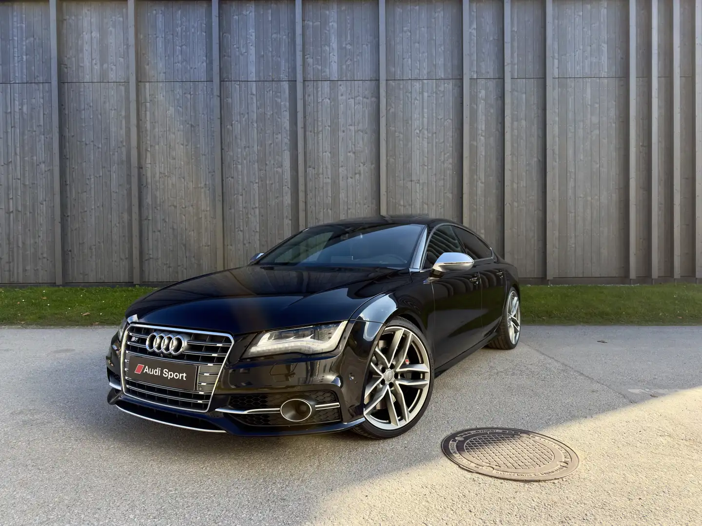 Audi S7 Sportback 4,0 TFSI quattro S-tronic - 1