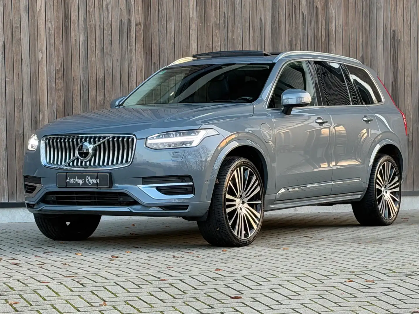 Volvo XC90 2.0 T8 Recharge AWD Inscription Exclusive / Pano Gris - 2