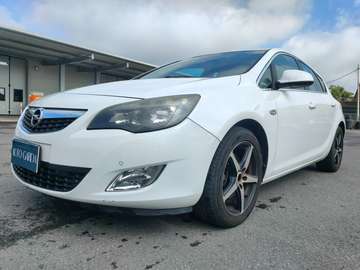 Astra IV 2012 5p 1.7 cdti ecoflex Elective s NEOPATENTATI