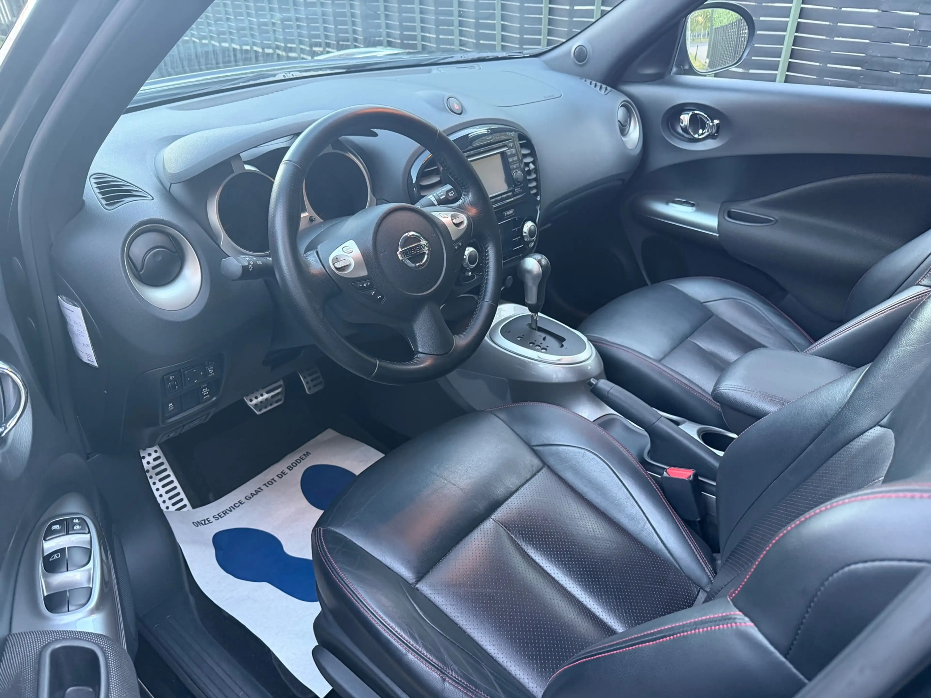 Nissan Juke 1.6 DIG-T Tekna All-Mode 2011 TREKHAAK|LEER|NAP — photo 11