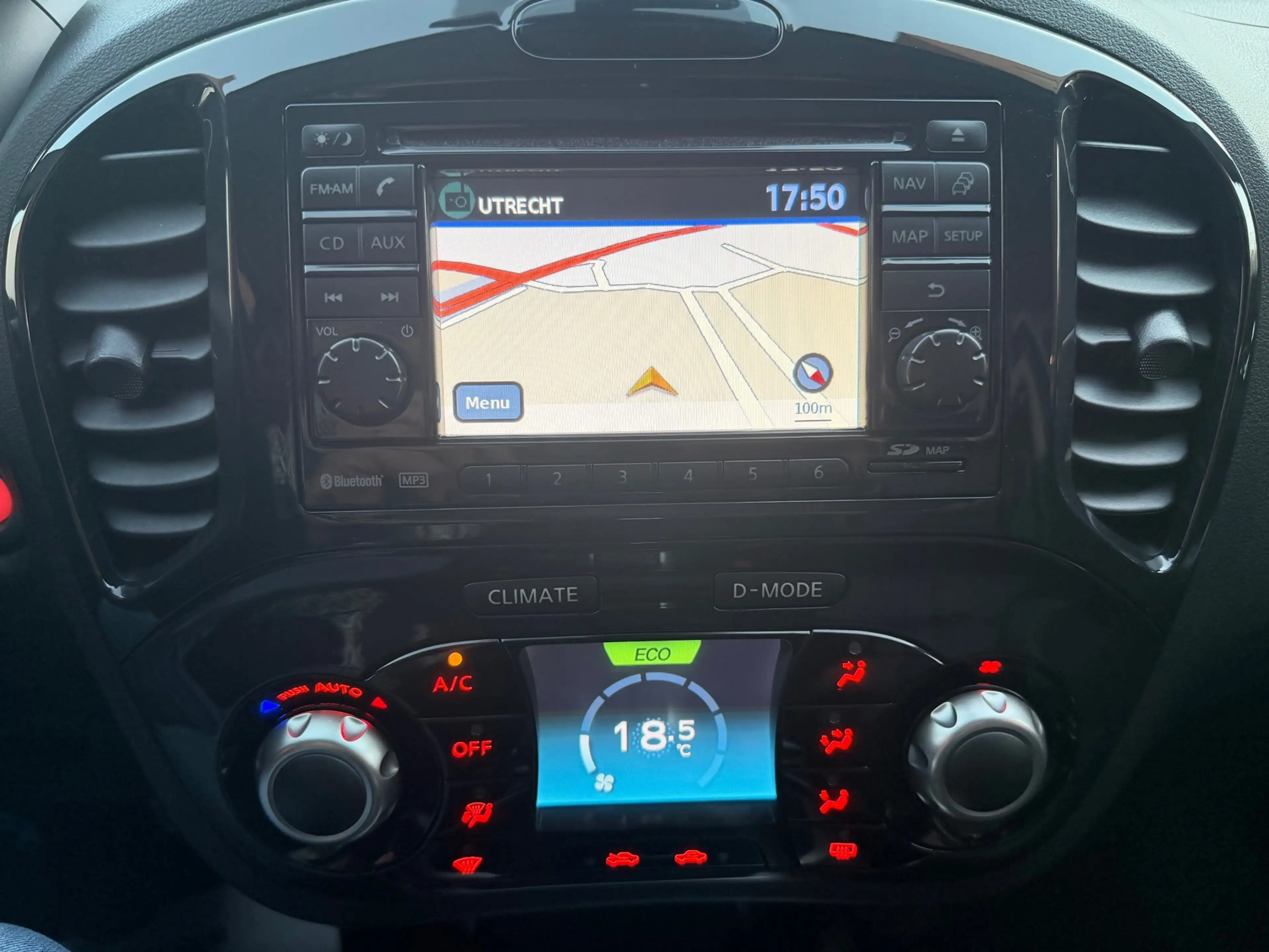 Nissan Juke 1.6 DIG-T Tekna All-Mode 2011 TREKHAAK|LEER|NAP — photo 22