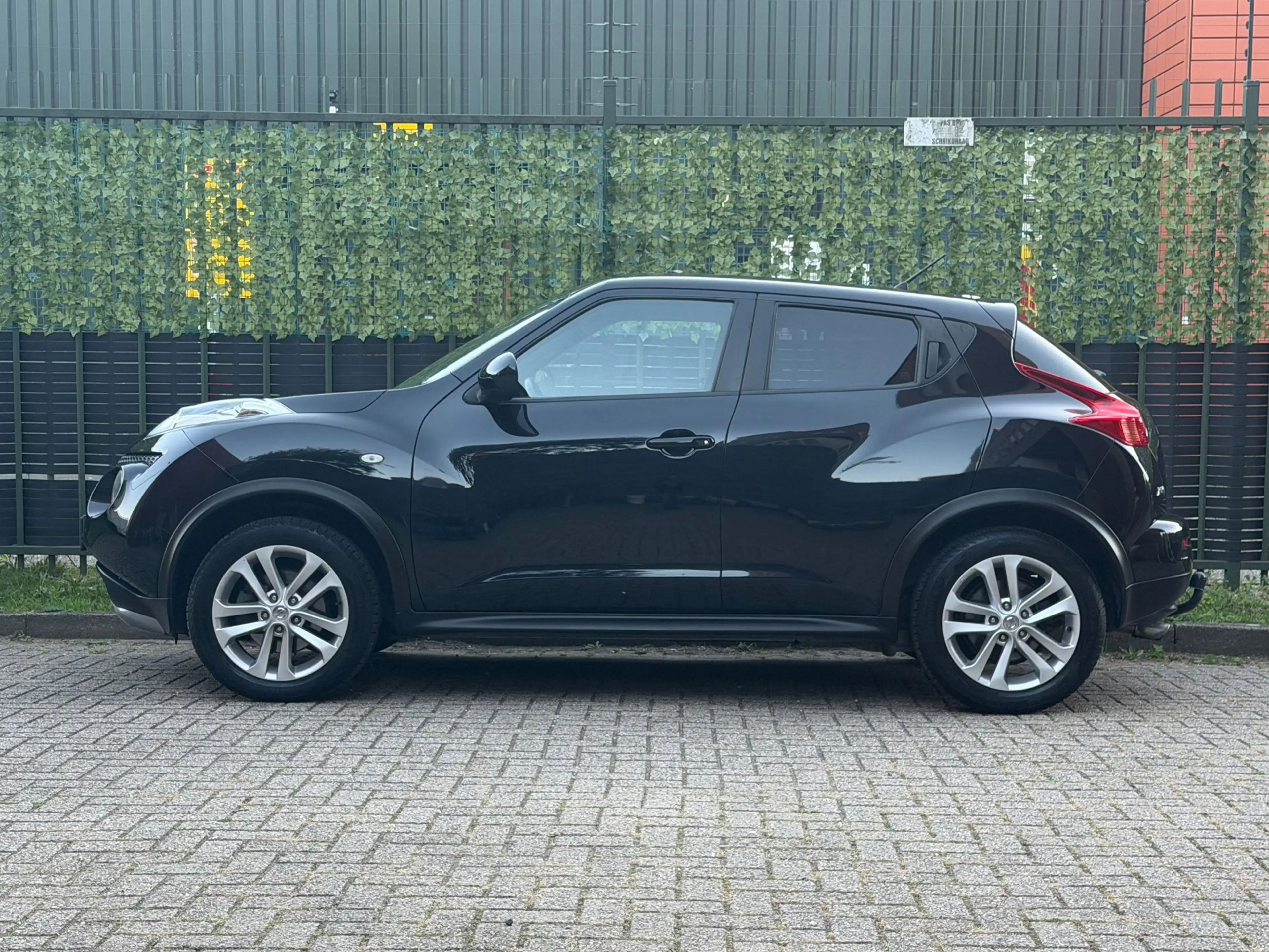 Nissan Juke 1.6 DIG-T Tekna All-Mode 2011 TREKHAAK|LEER|NAP — photo 2
