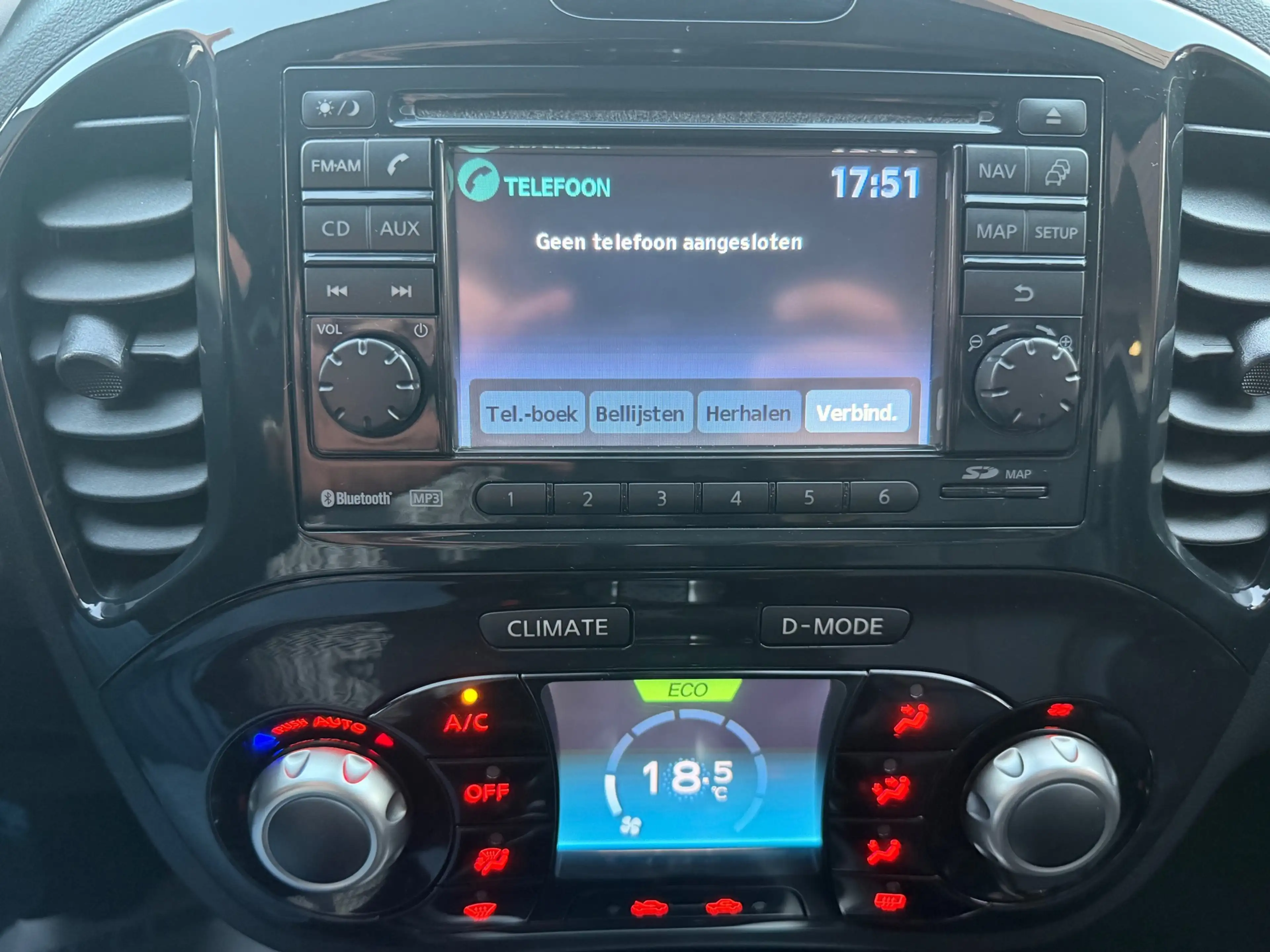 Nissan Juke 1.6 DIG-T Tekna All-Mode 2011 TREKHAAK|LEER|NAP — photo 21
