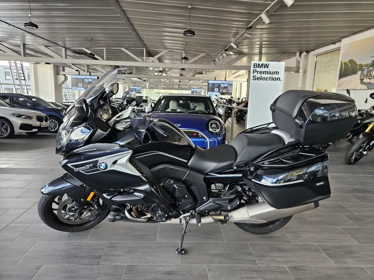BMW K 1600 GT plava - 2