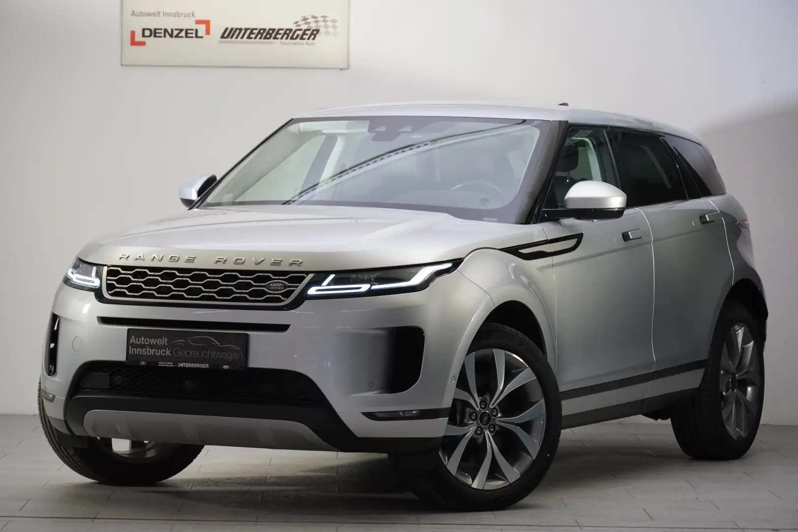 Land Rover Range Rover Evoque 2,0 D150 R-Dynamic SE Aut. Grau - 1