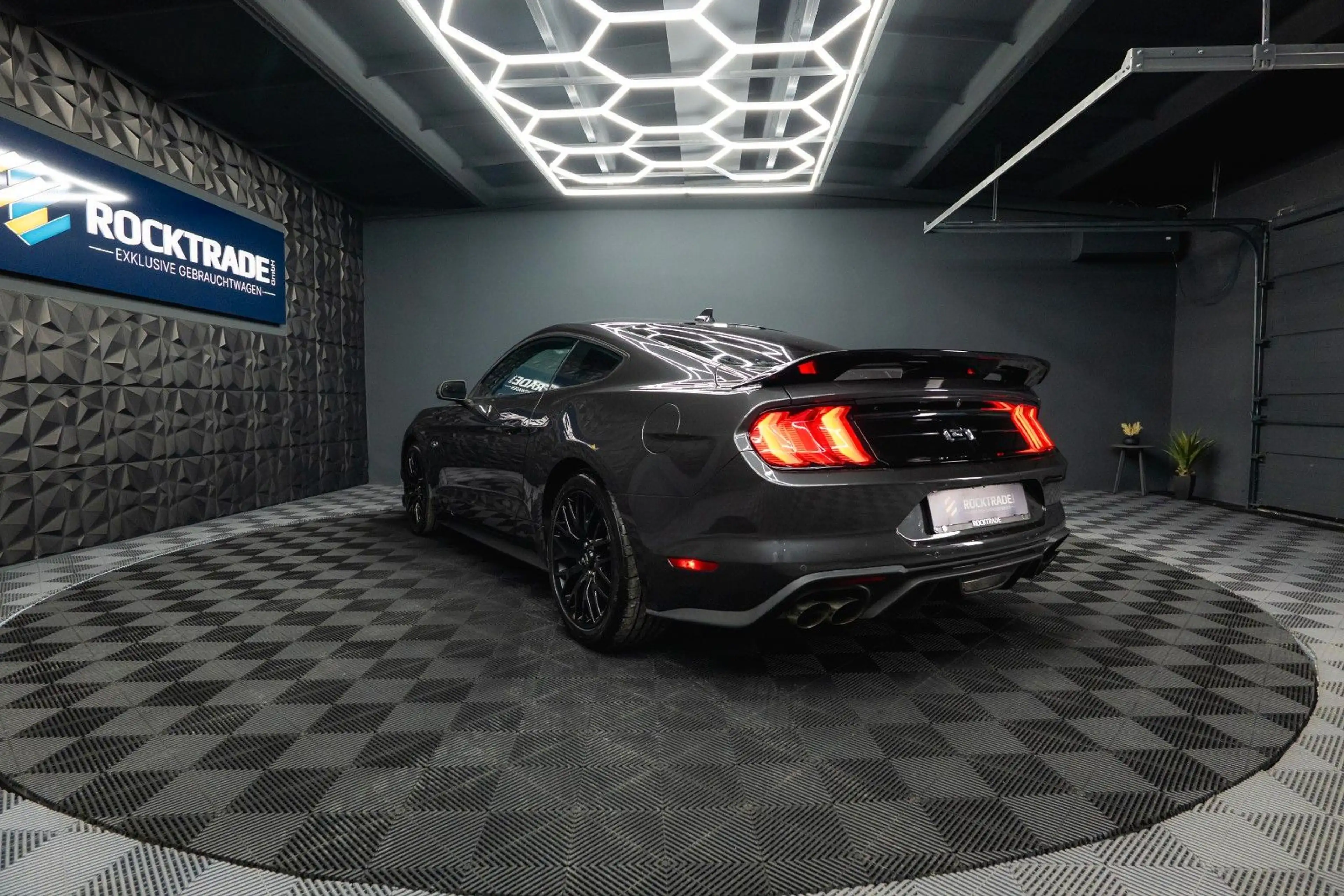 Ford Mustang Shelby GT 500 5.0 V8 Performance CarPlay — photo 15