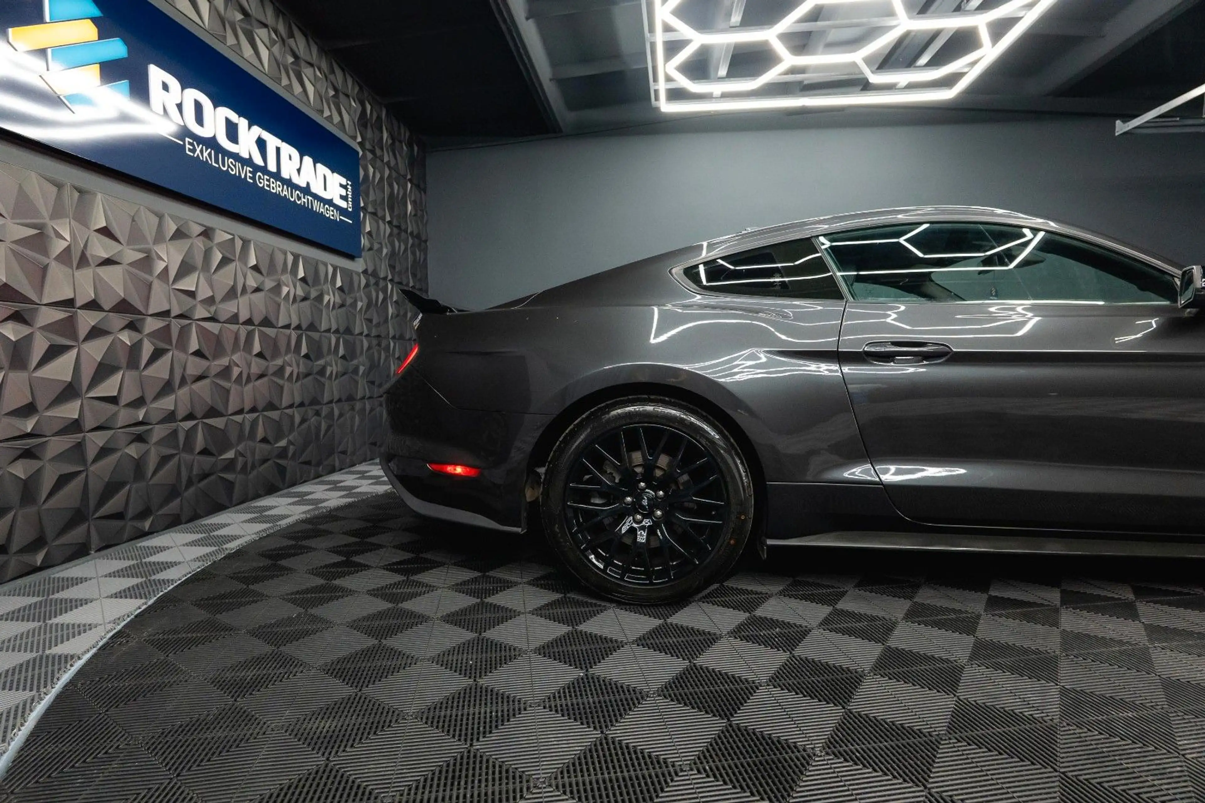 Ford Mustang Shelby GT 500 5.0 V8 Performance CarPlay — photo 9
