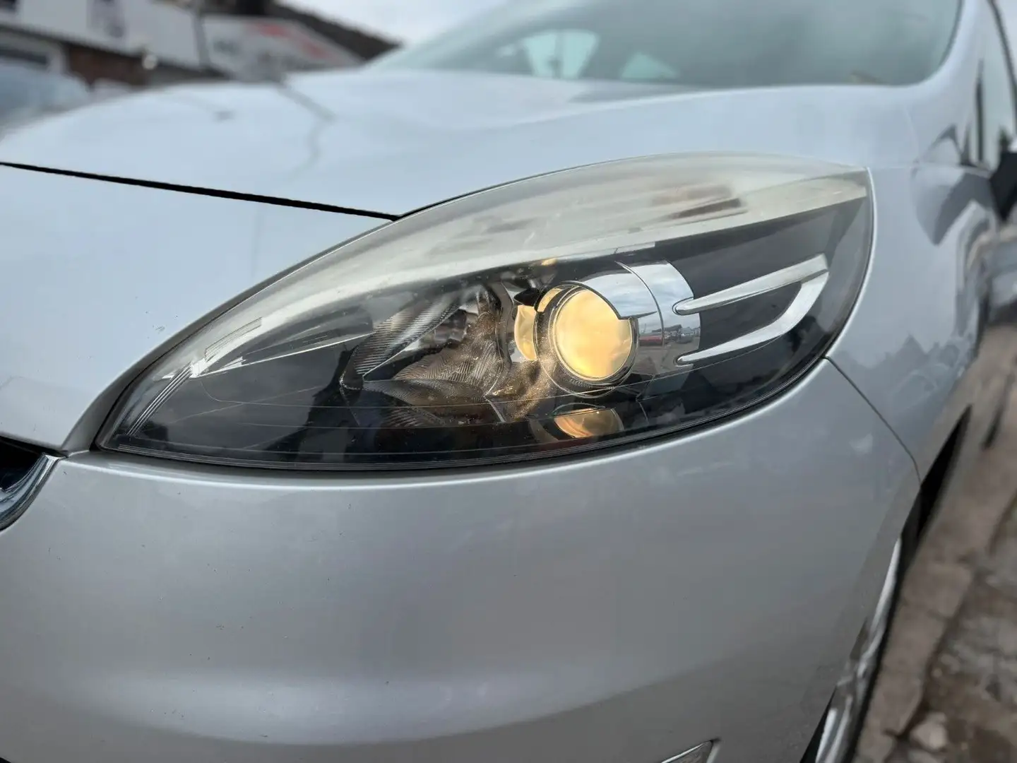 Renault Scenic III Grand BOSE Edition*AHK*TÜV-NEU*7-SITZ Grau - 2