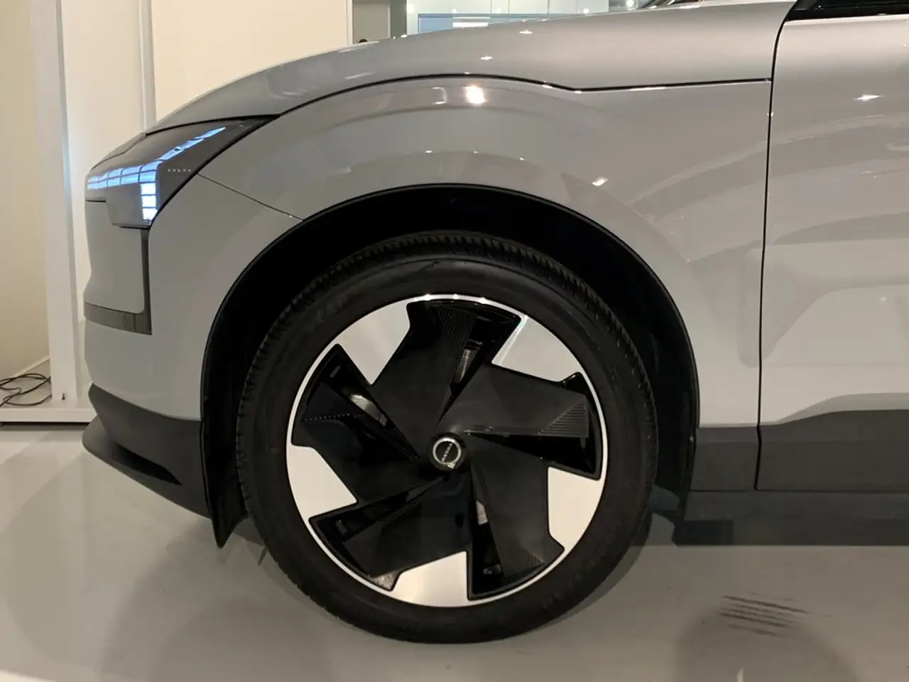 Volvo EX30 Recharge Plus Extended Range 3