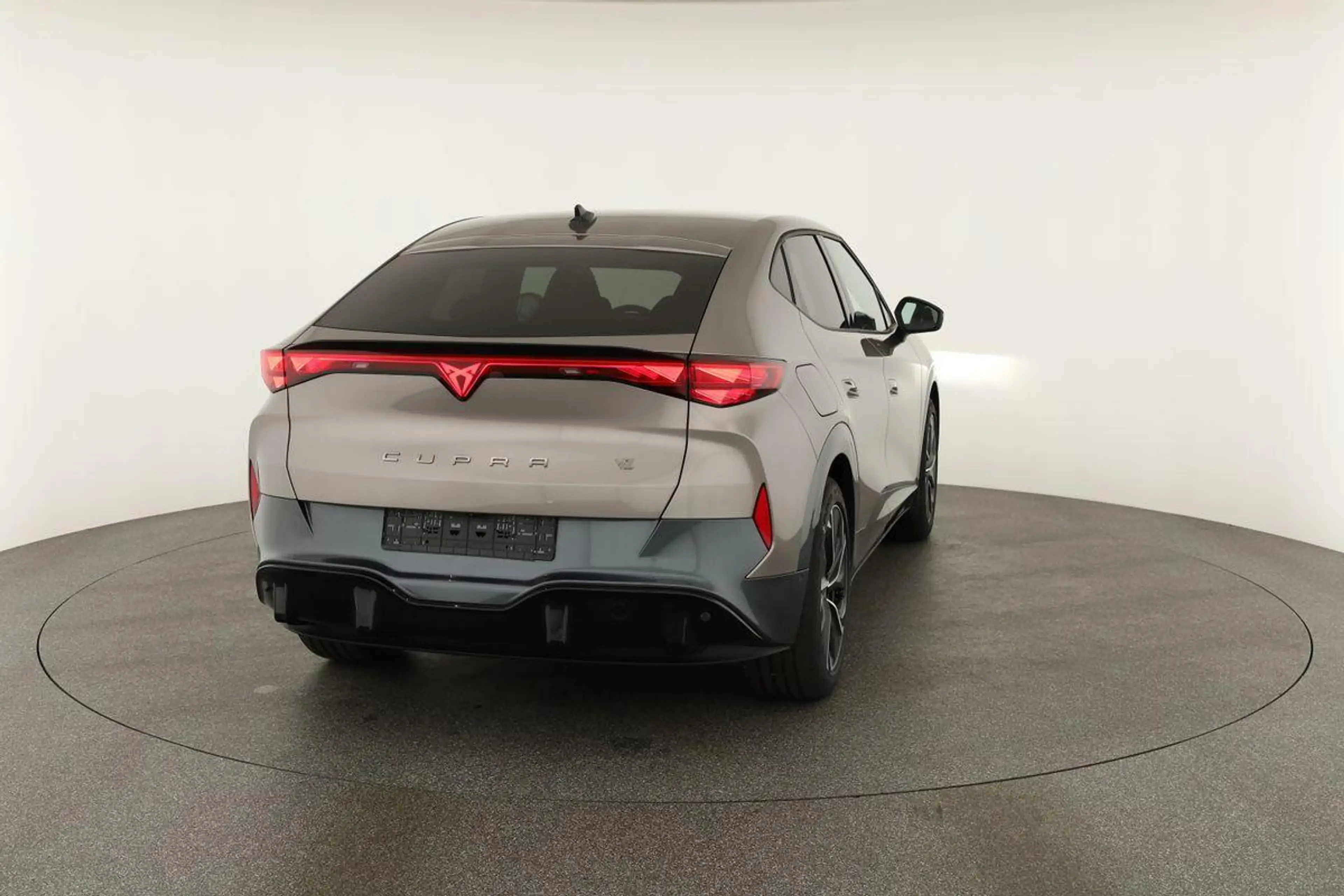 CUPRA Tavascan 250 kW 4Drive VZ VZ, Navi, Wärmepumpe, Kamera, ... — photo 15