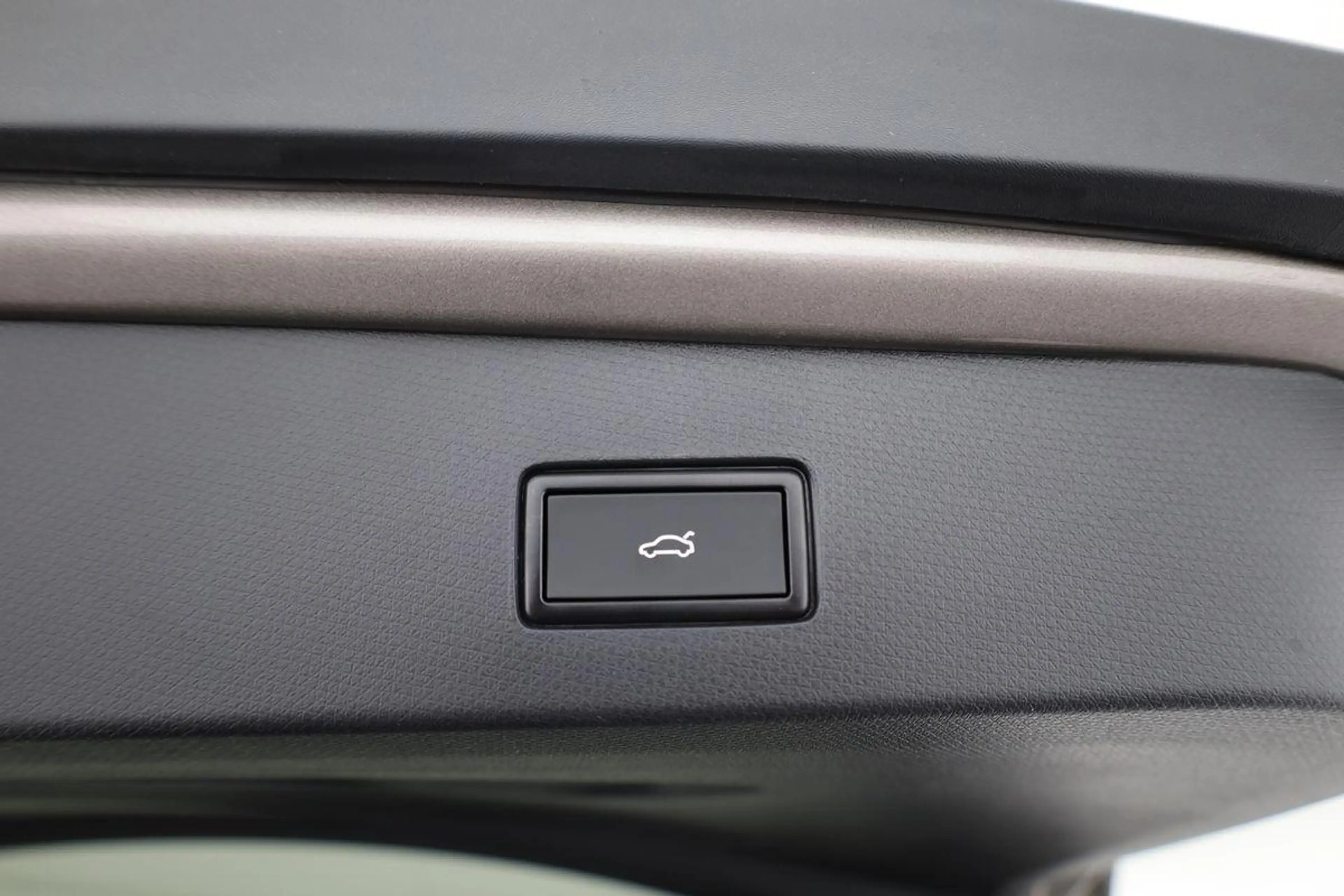 CUPRA Tavascan 250 kW 4Drive VZ VZ, Navi, Wärmepumpe, Kamera, ... — photo 12