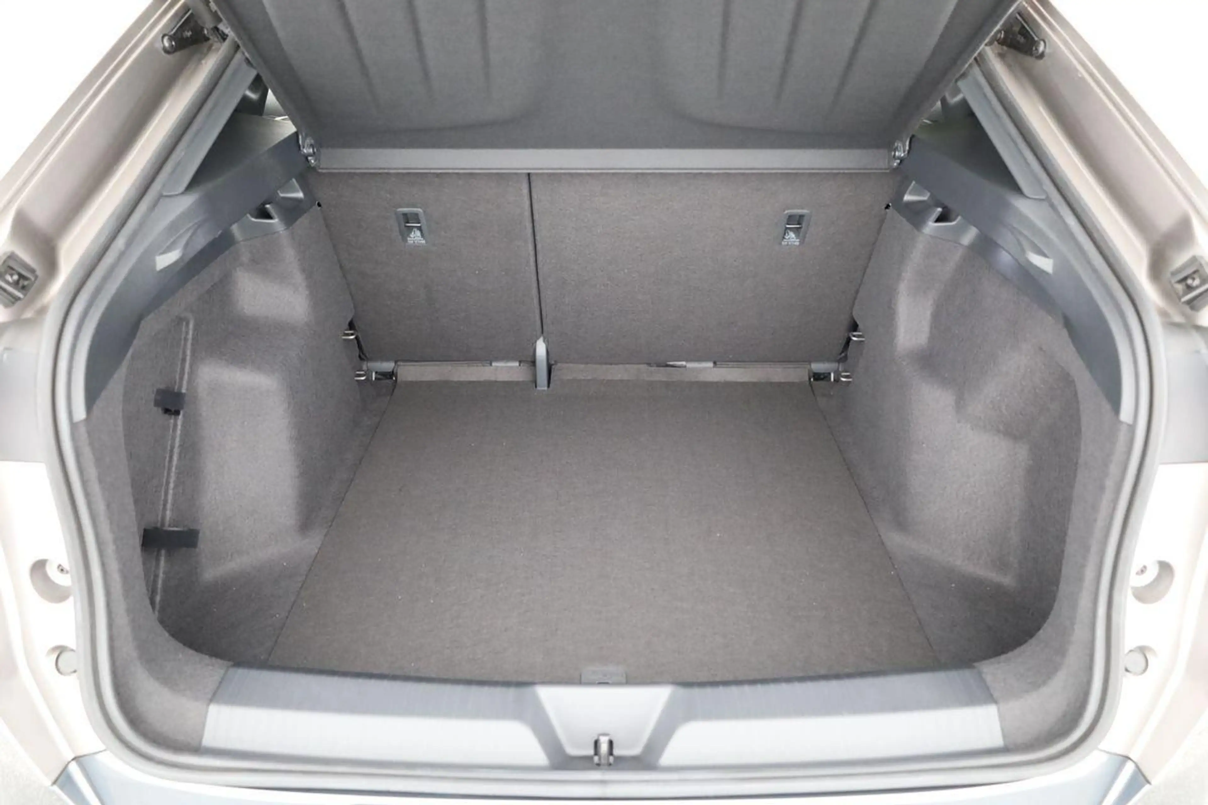 CUPRA Tavascan 250 kW 4Drive VZ VZ, Navi, Wärmepumpe, Kamera, ... — photo 11