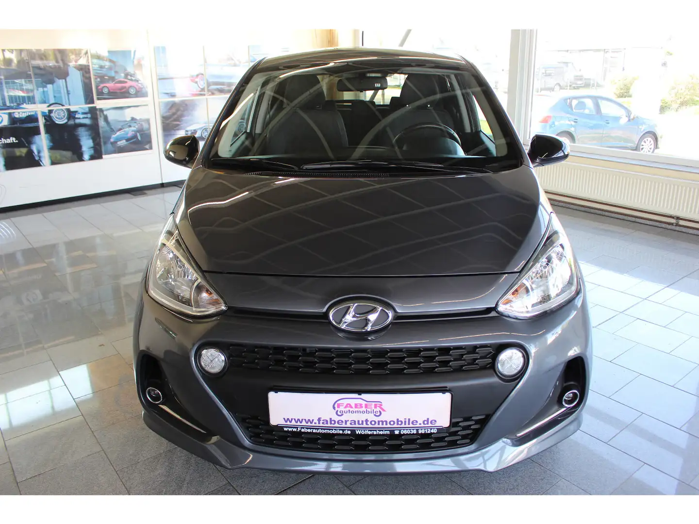 Hyundai i10 YES! Top-Ausstattung,Top-Zustand Gris - 2