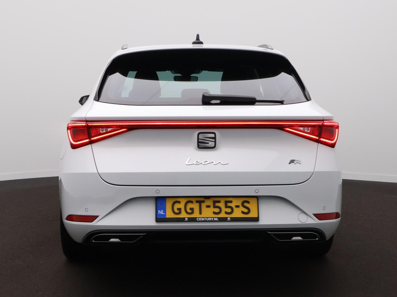 SEAT Leon Sportstourer 1.0 eTSI Style Business Intense Autom — photo 6
