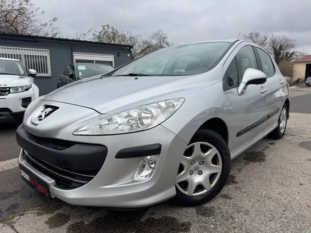 Peugeot 308 1.6HDi 92CH FAP Business 5p
