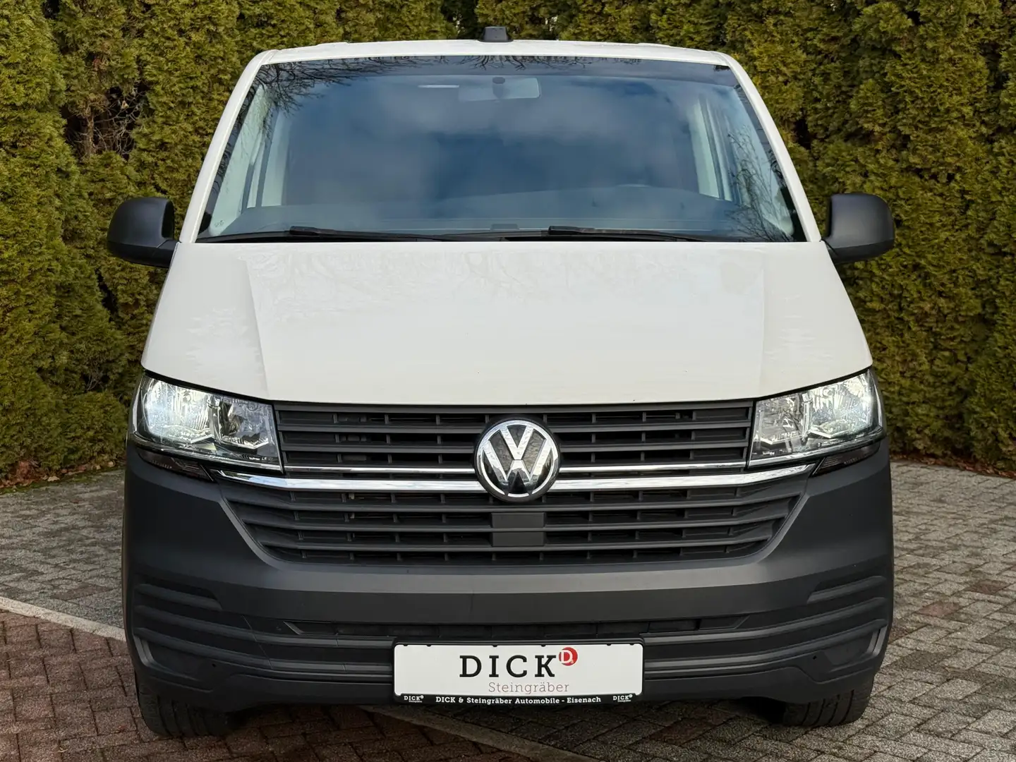 Volkswagen T6.1 Caravelle 2.0 TDI DSG 9Si Lang NAV+STHZ+AHK Wit - 2