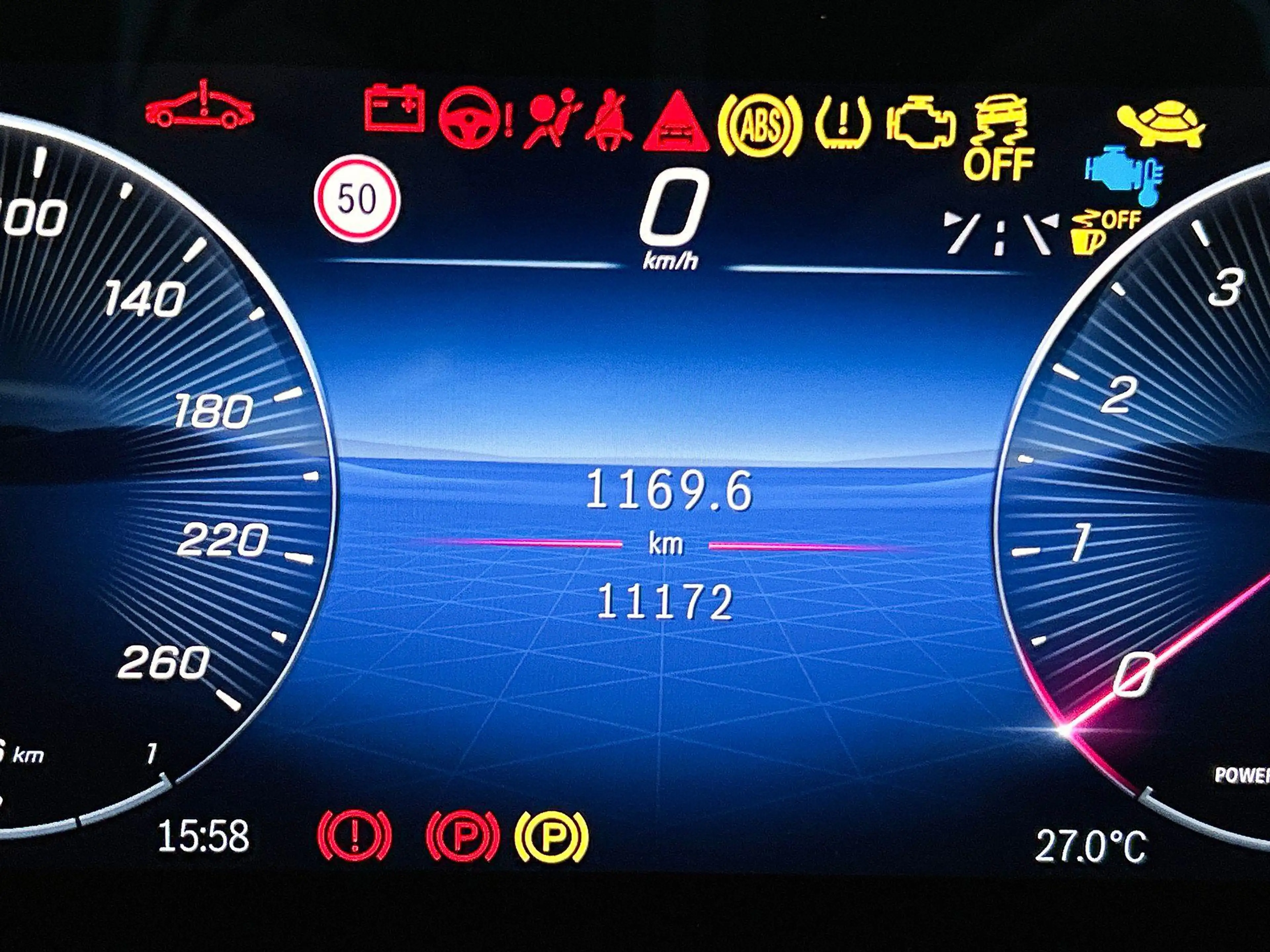 Mercedes-Benz GLA 220 Luxury Line | Dodehoekassistent | Verwarmde Zetels — photo 11