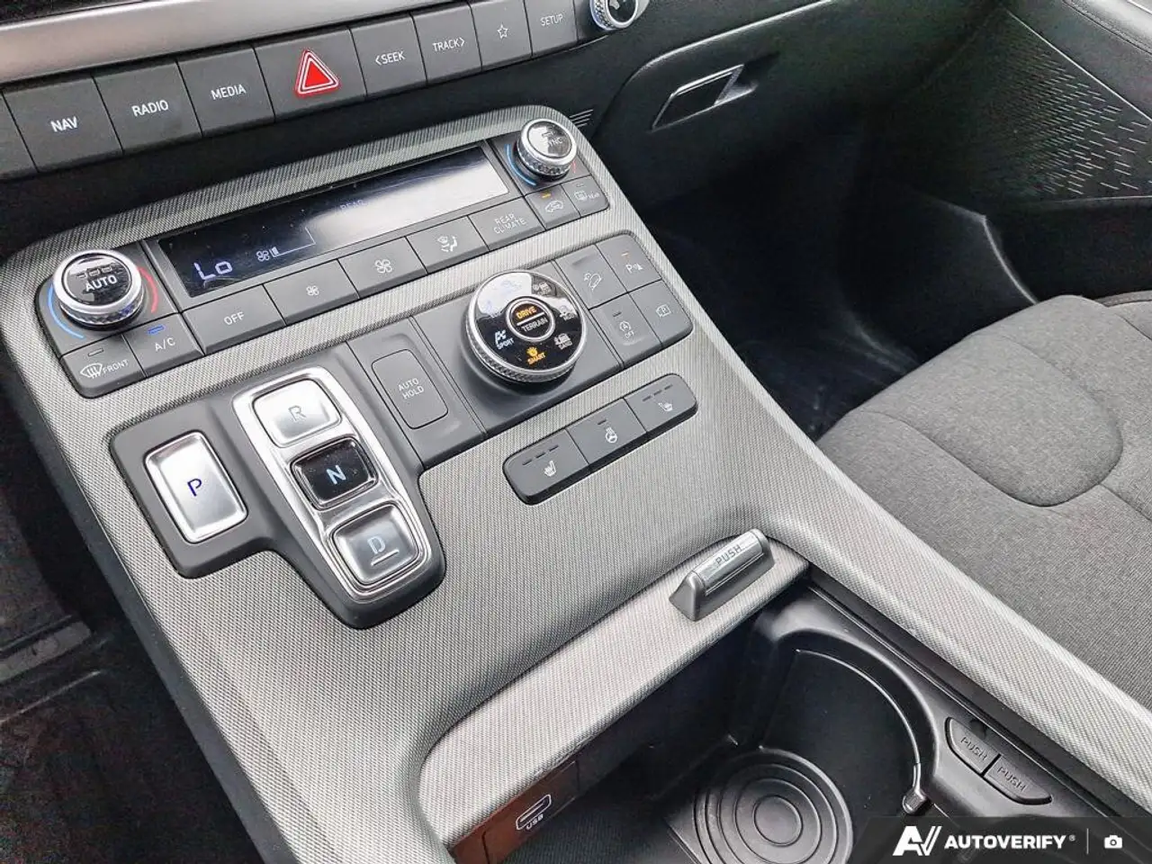 Hyundai PALISADE photo Hyundai PALISADE