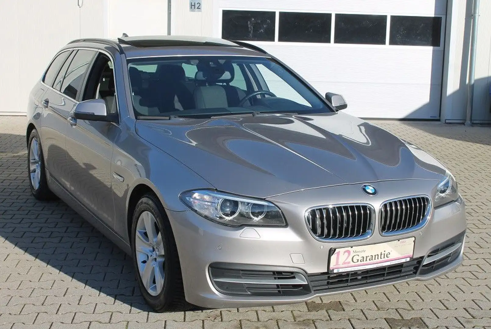 BMW 520 TOP Zustand,Facelift,schöne Ausst.,,Finanz Silber - 2