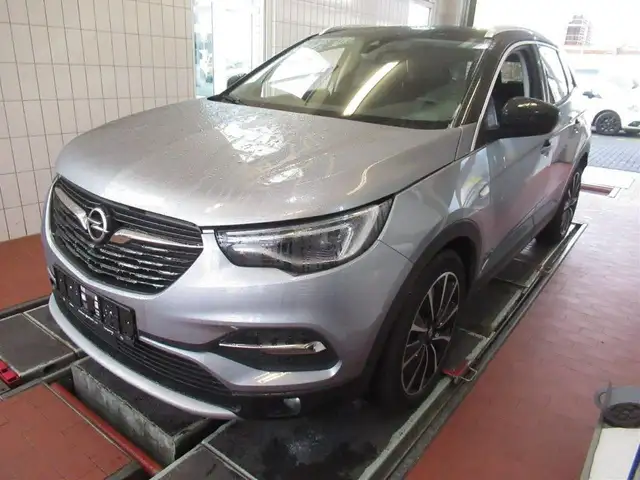 Opel Grandland X view 5