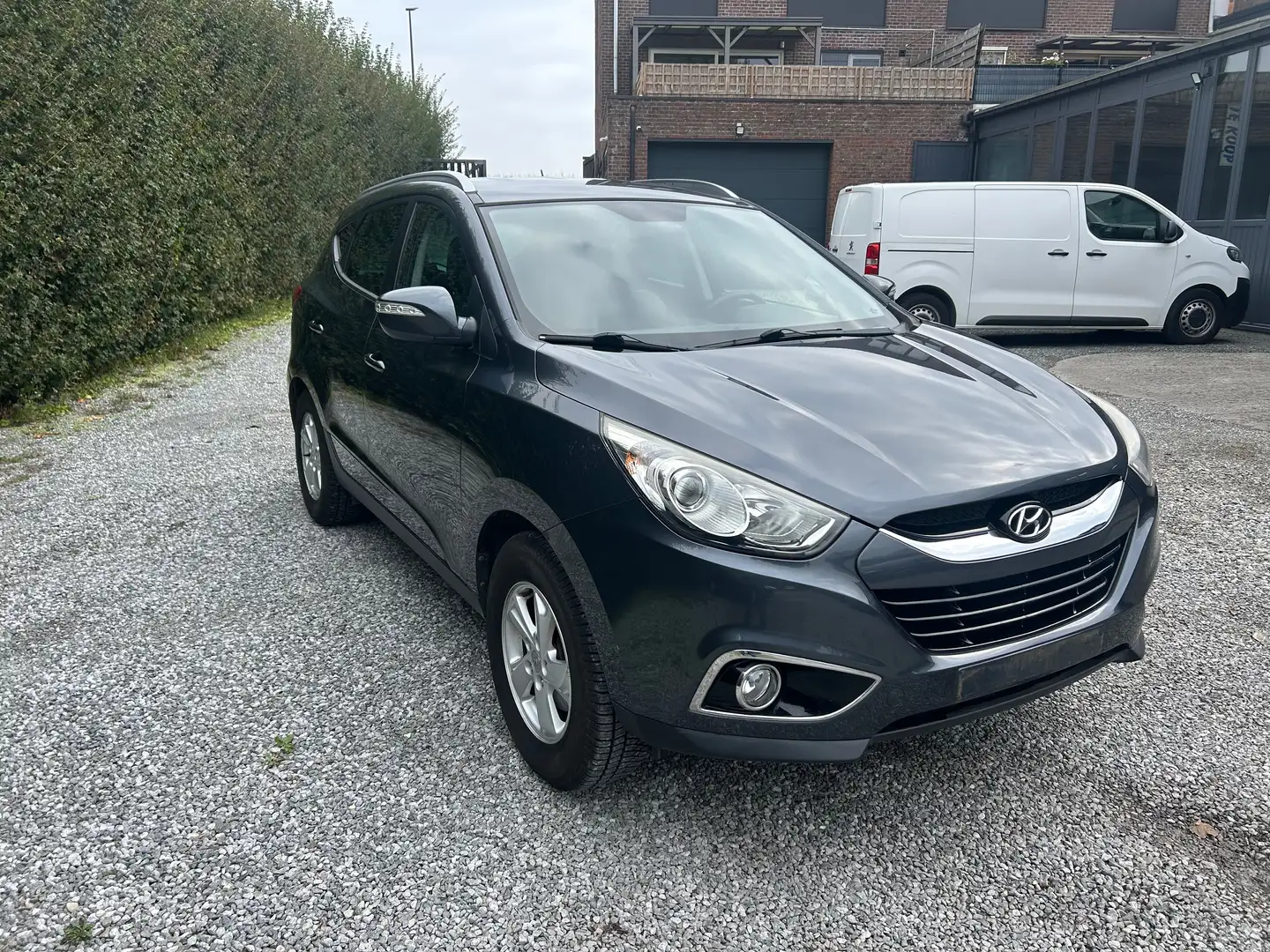 Hyundai iX35 iX35 2.0i 2WD/ GARANTIE 12MOIS/CARPASS/CT Noir - 1