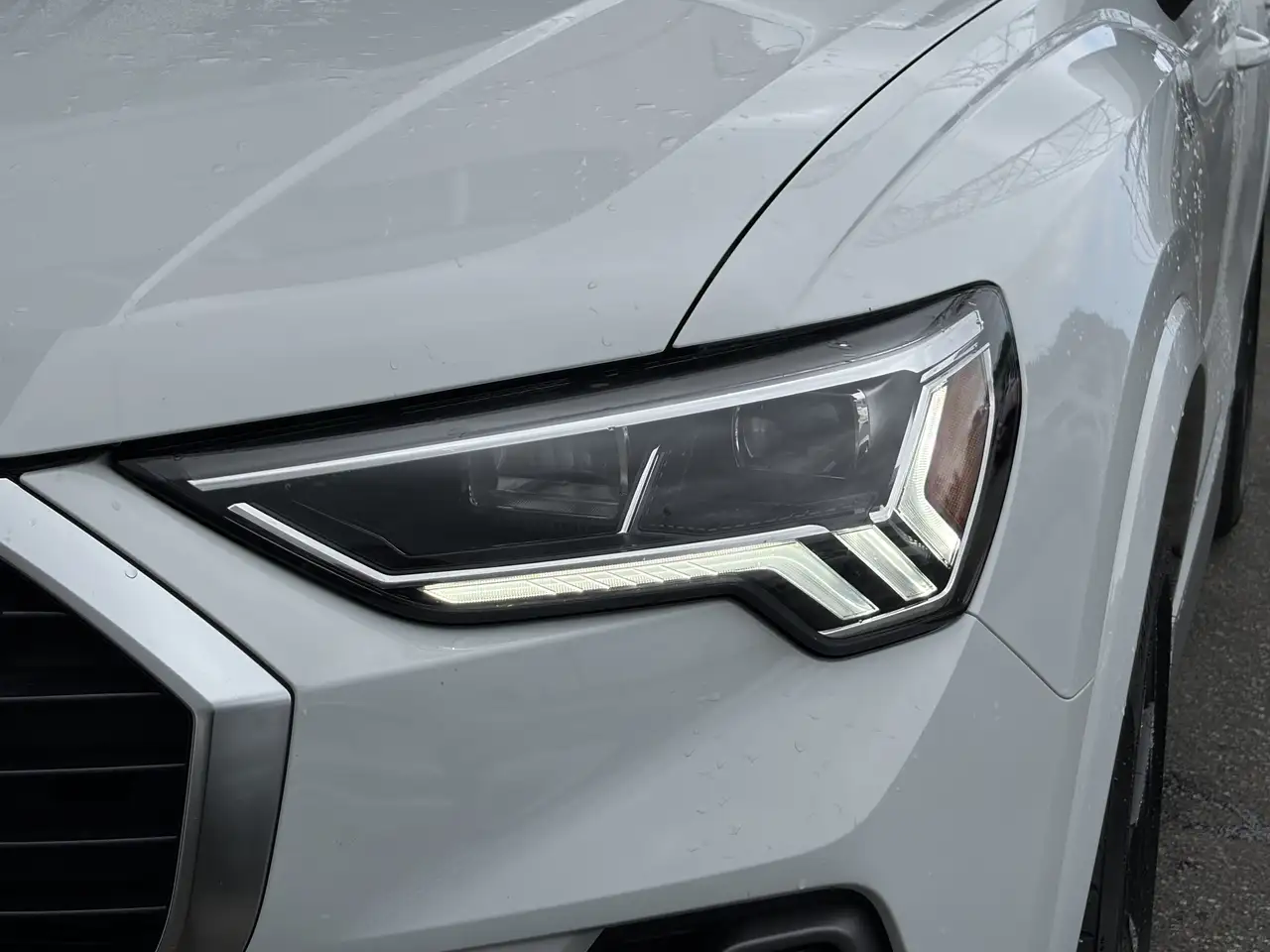 Audi Q3 photo Audi Q3