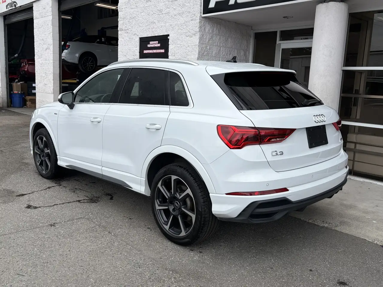 Audi Q3 photo Audi Q3