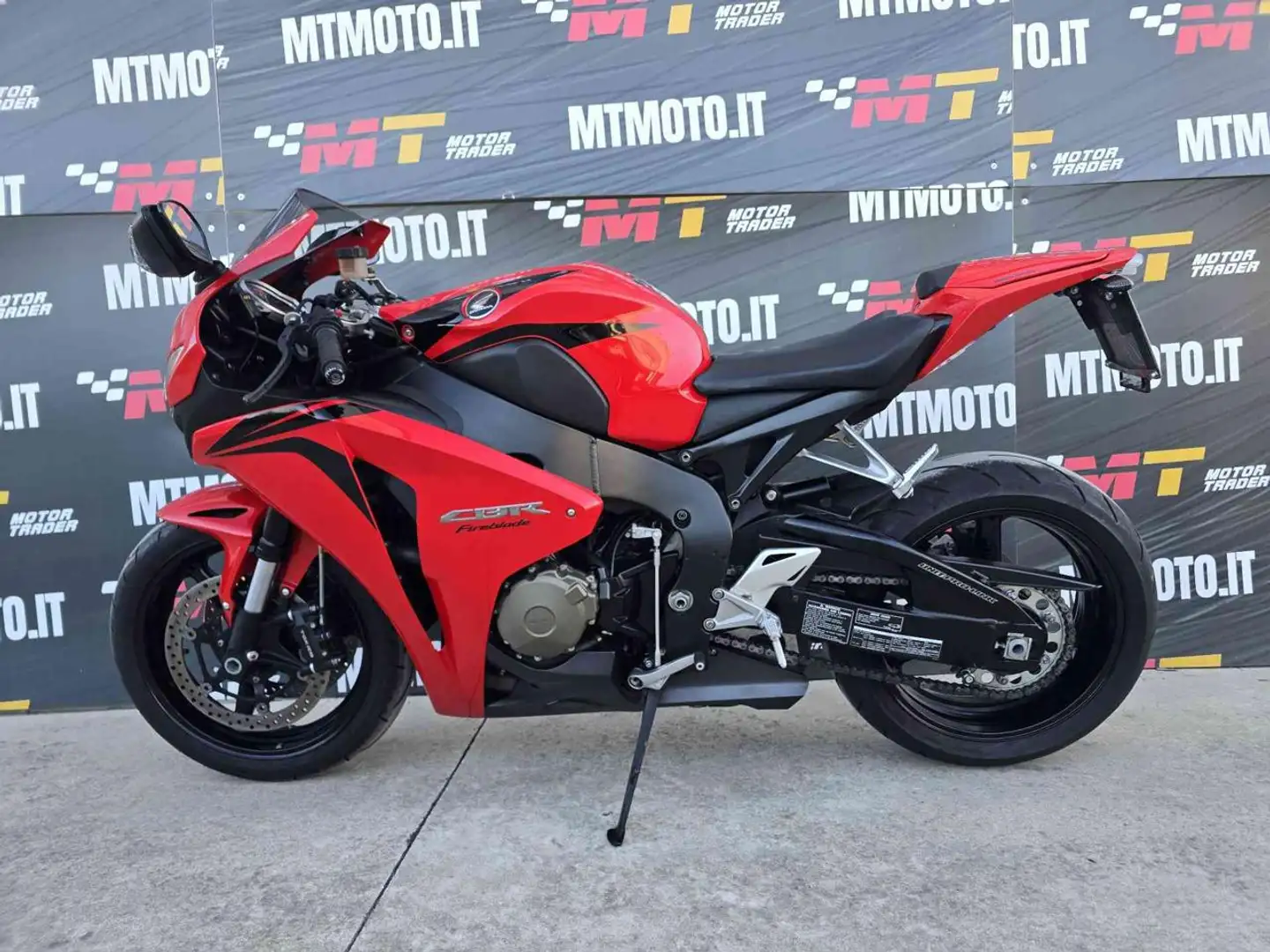Honda CBR 1000 Video 360 Rosso - 2