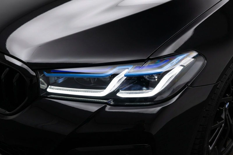 BMW 530 5 touring 530e M Sport Pano l Laser l 360 l HUD l — photo 7