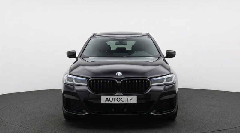 BMW 530 5 touring 530e M Sport Pano l Laser l 360 l HUD l — photo 6