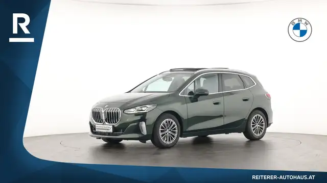 BMW 2 Series view 3
