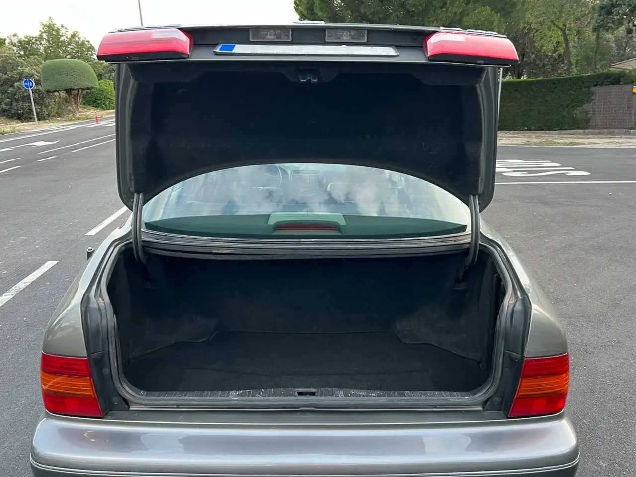 Lexus LS 400, foto 5