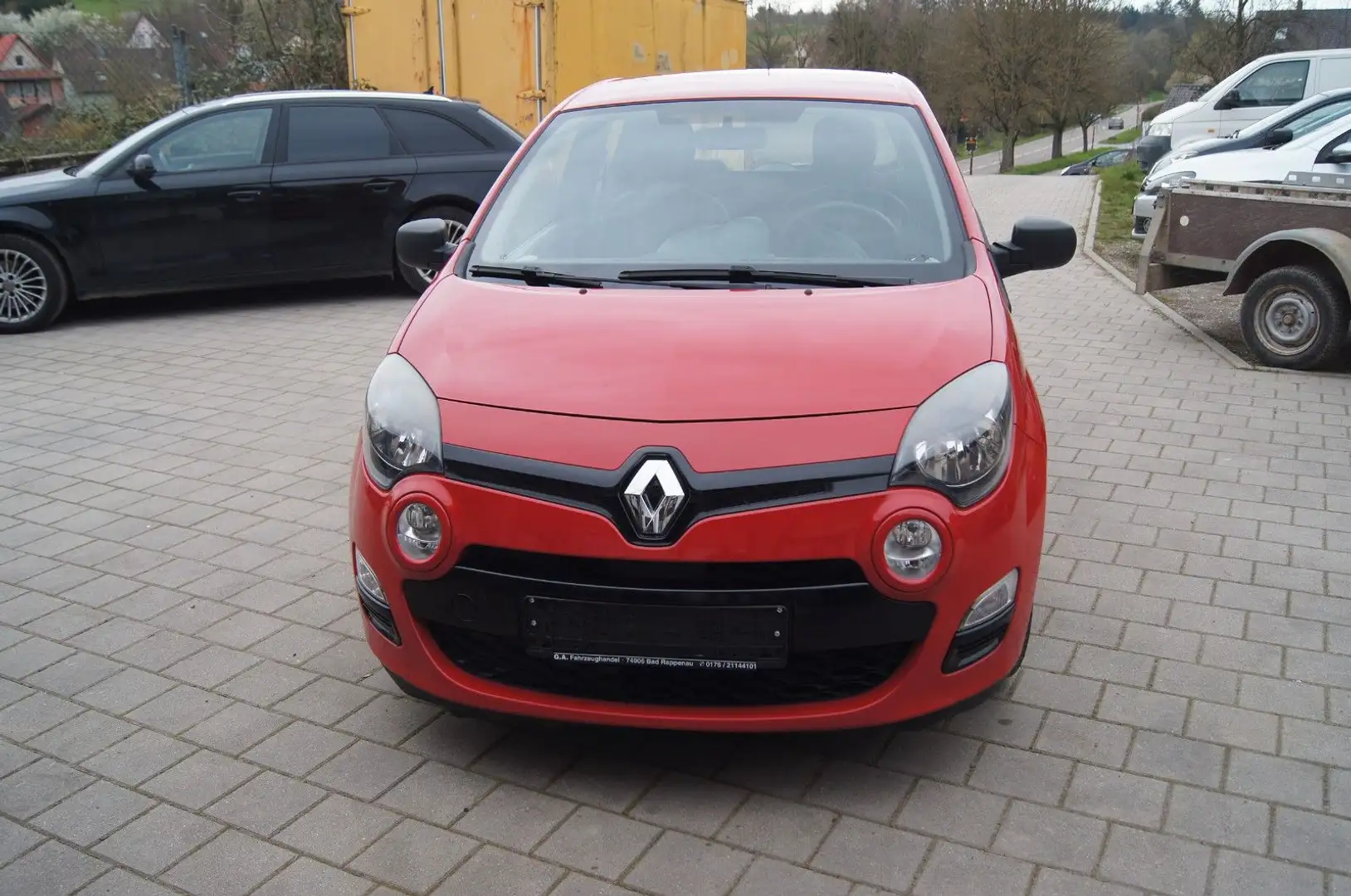 Renault Twingo Expression, wenig KM Rot - 1