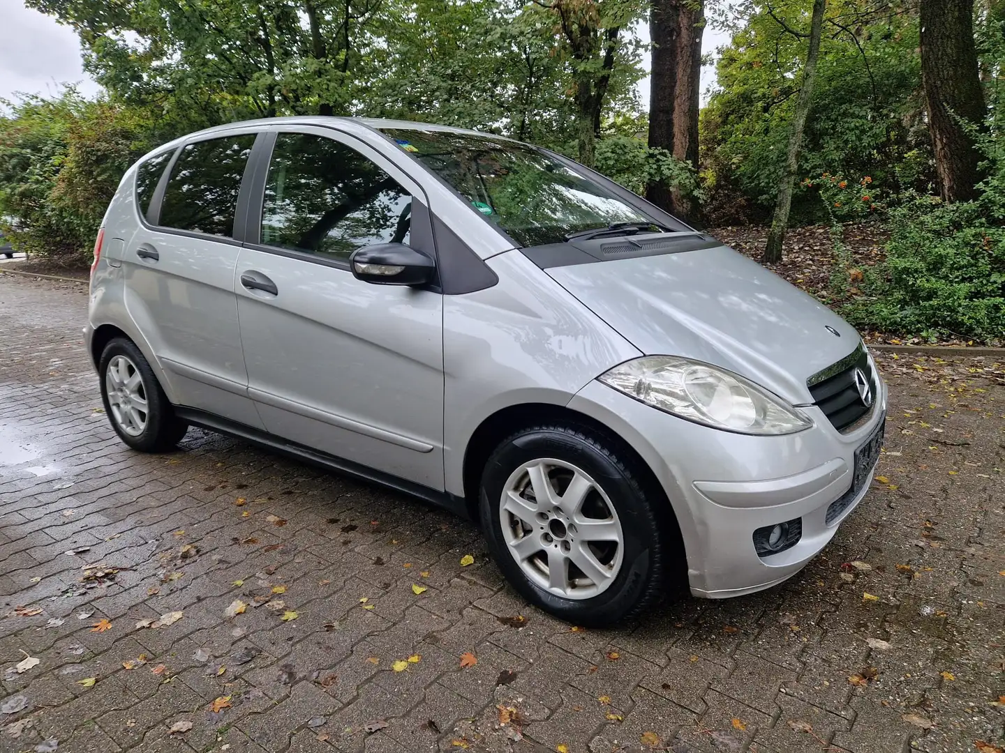 Mercedes-Benz A 180 A 180 CDI (169.007),Klima,Servo,Automatik,Alu,navi Grau - 1