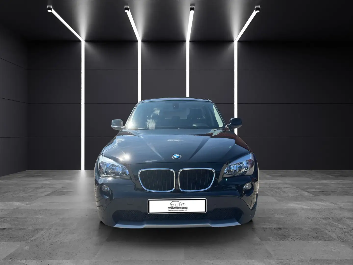 BMW X1 Baureihe X1 18 d xDrive/PDC/Klima/1.HD/S&S/SH Negru - 2
