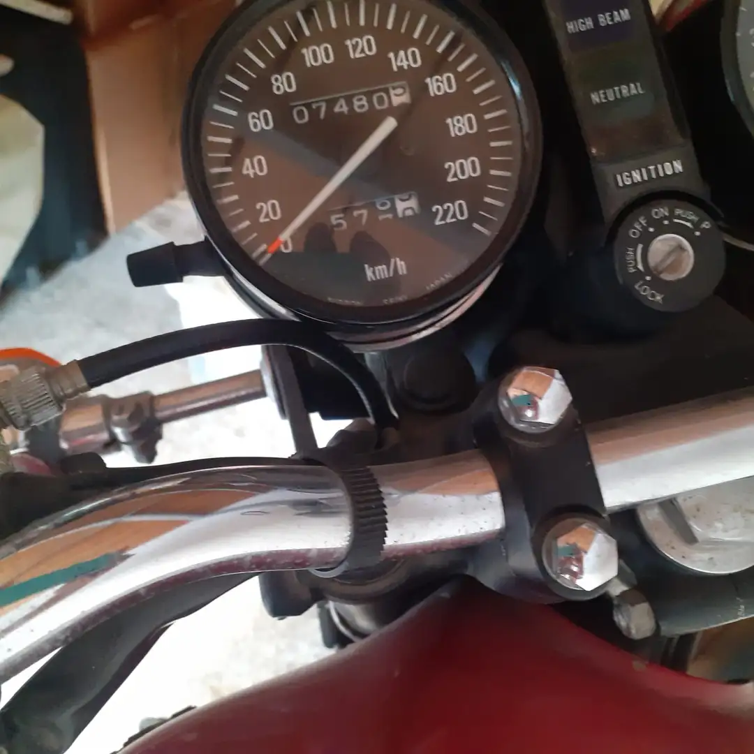 Kawasaki Z 550 Z550F Rouge - 1