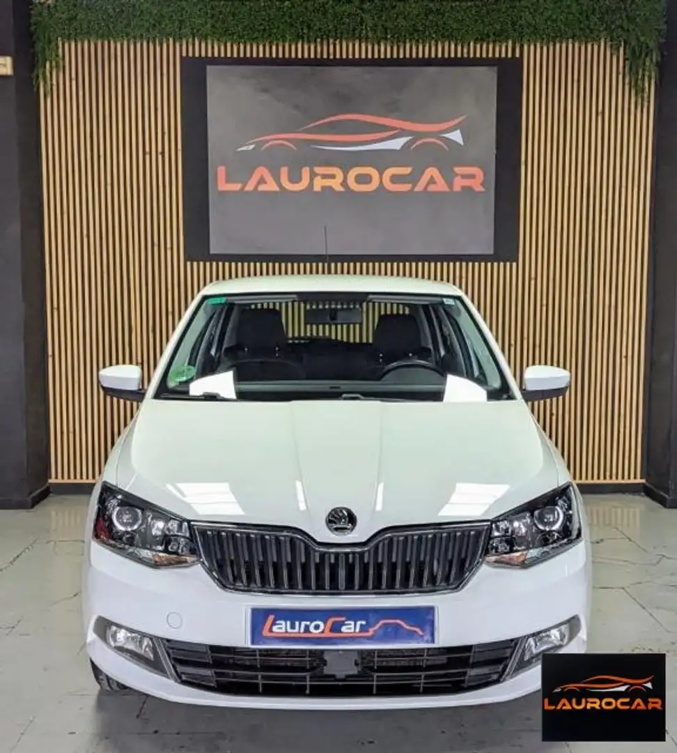Skoda Fabia 1.4 TDI 90 CV Twin Color D.E. Arg. Blanco - 2