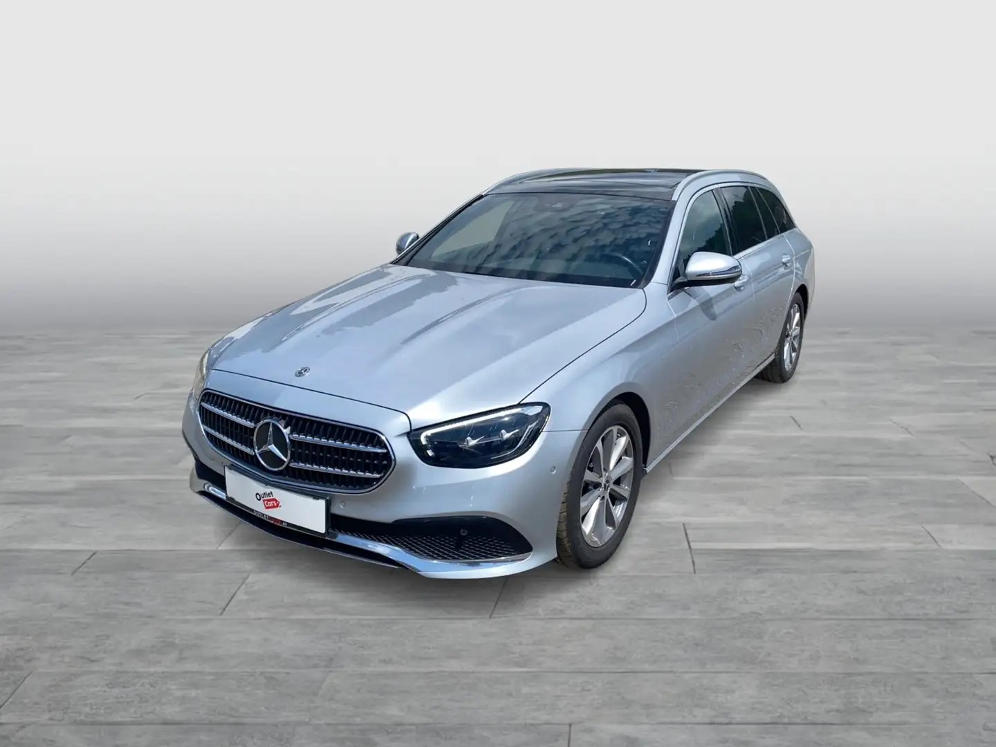 Mercedes-Benz E 200 d T Avantgarde Aut. LED+LEDER+NAV+SKY+RADAR Silber - 2