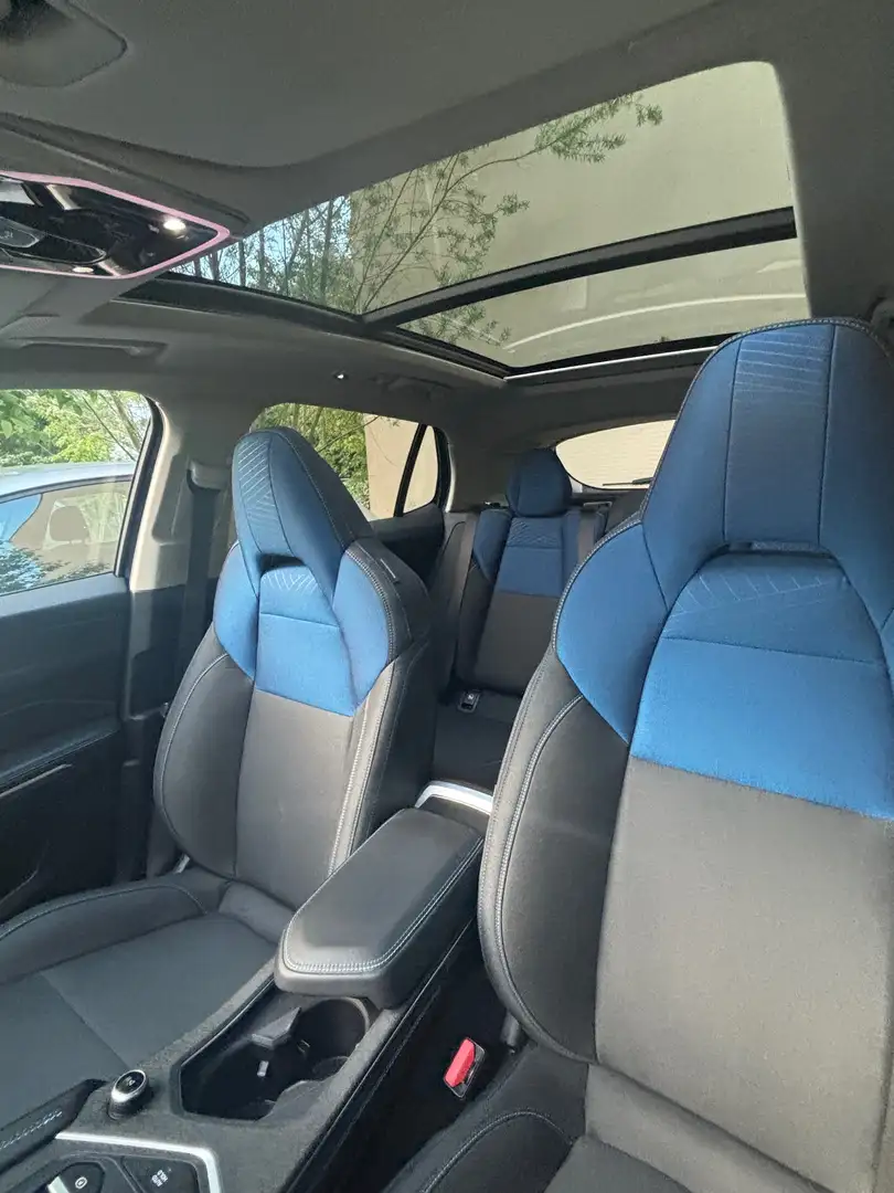 Lynk & Co 01 Bleu - 2