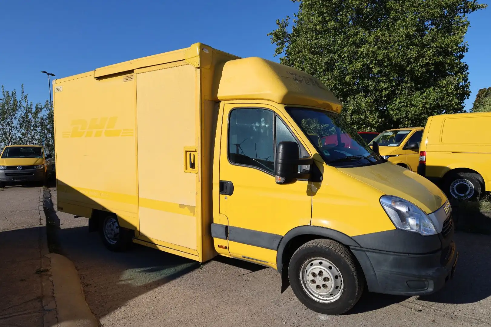 Iveco Daily/ Regalsystem/Luftfeder/KURZ/1. Hand Gelb - 2