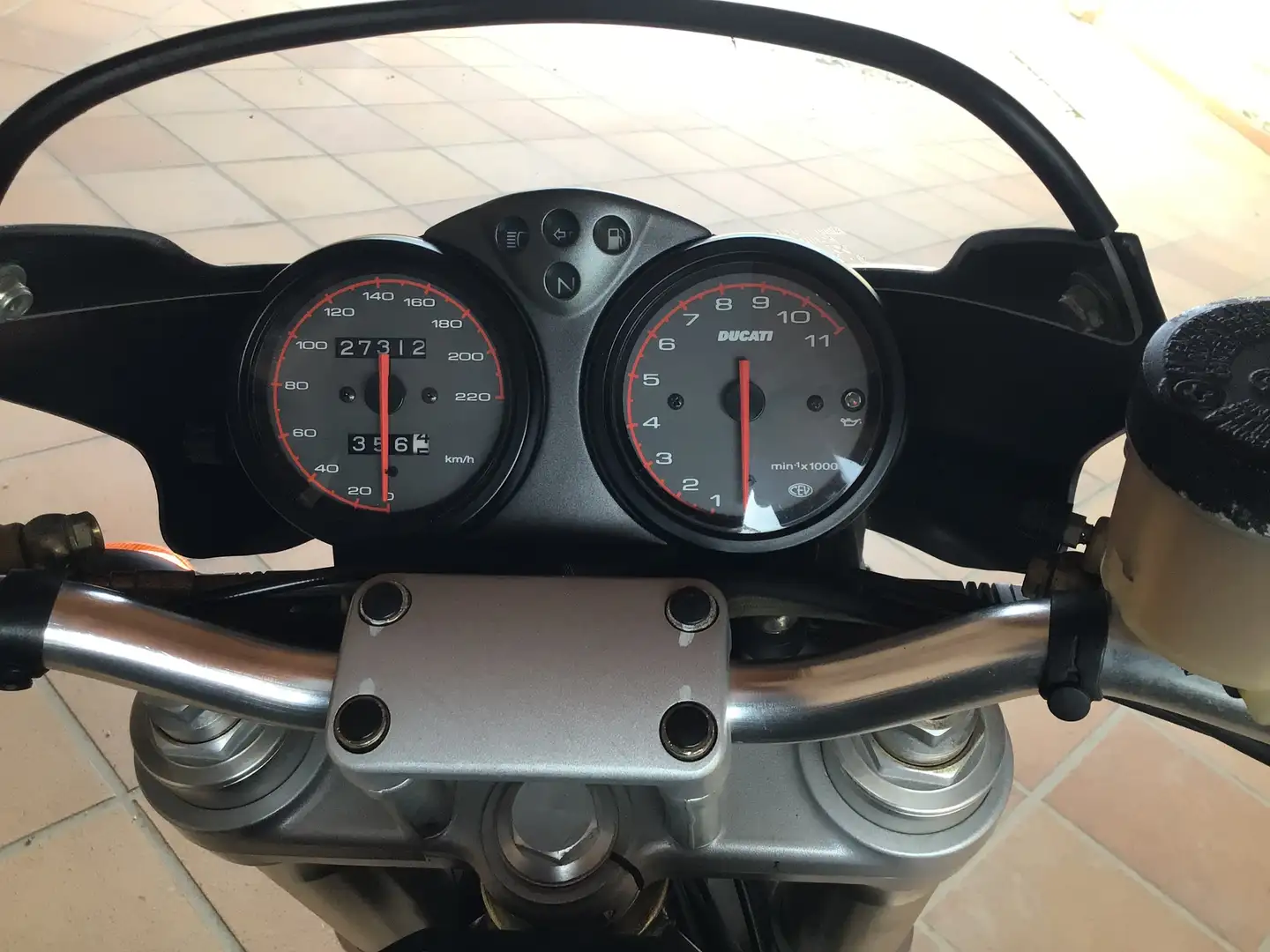 Ducati Monster 900 Ducati Monster 900 s. IE. Fekete - 1