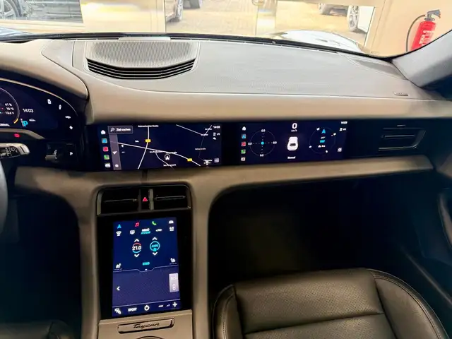 Porsche Taycan view 15
