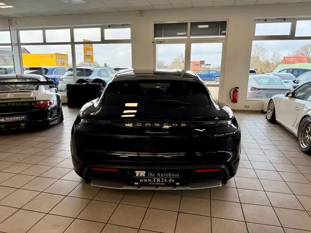 Porsche Taycan view 4