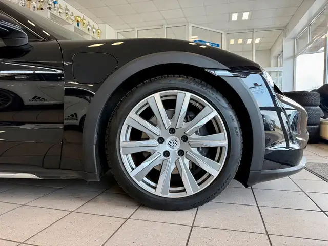Porsche Taycan view 6