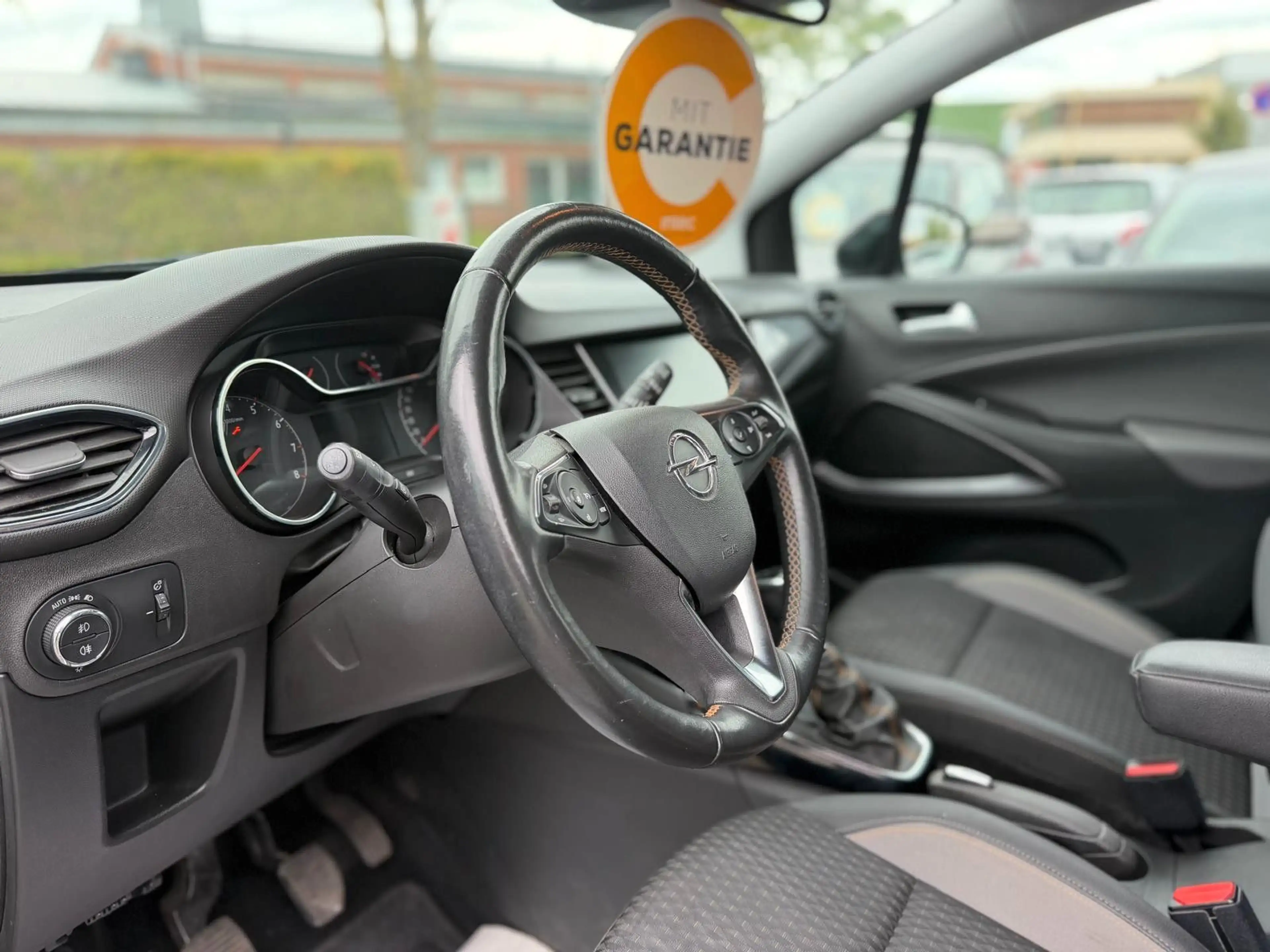Opel Crossland X Crossland 1.2 Innovation, Kamera, Navi, PDC, LED — photo 9