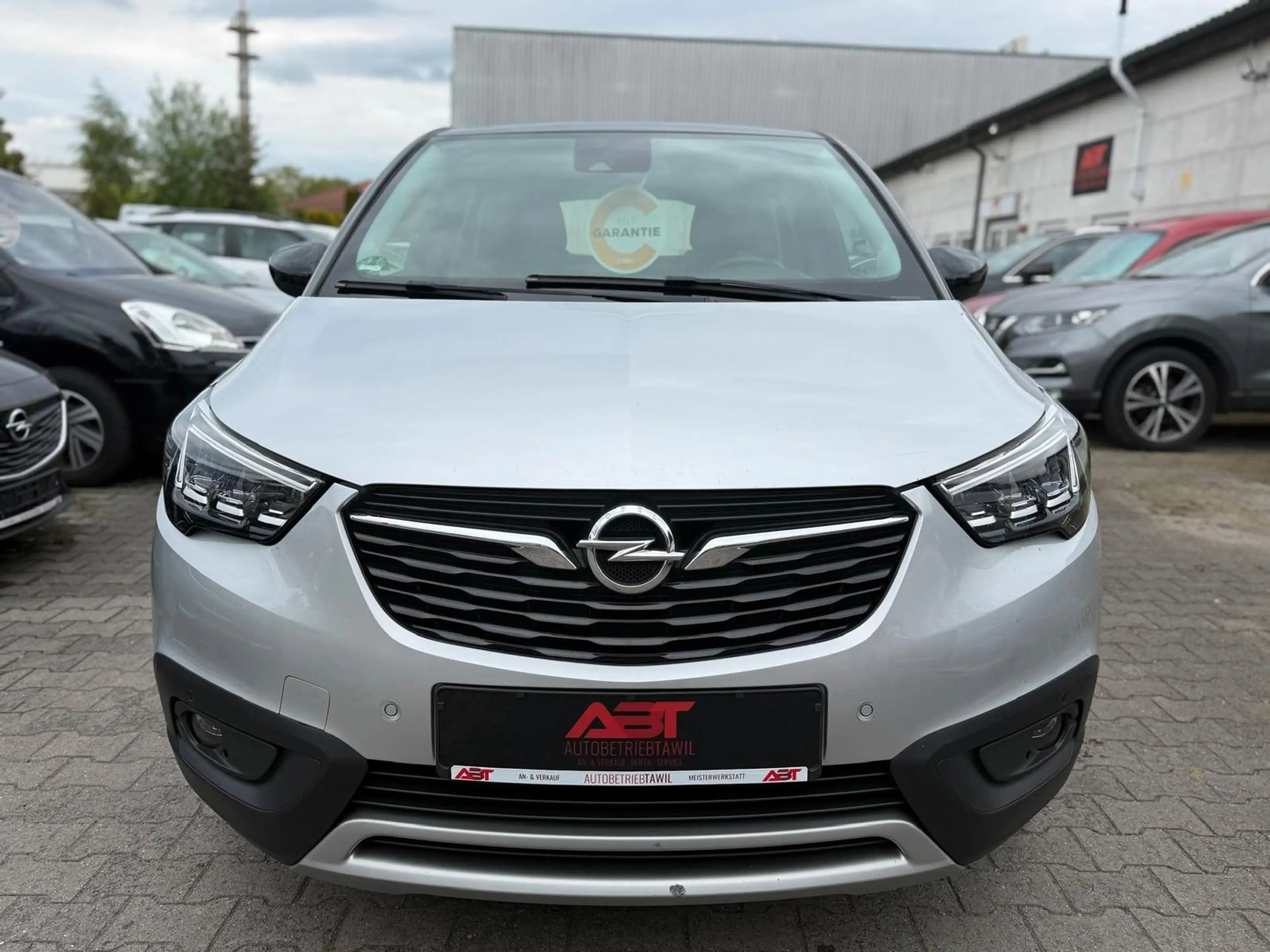 Opel Crossland X Crossland 1.2 Innovation, Kamera, Navi, PDC, LED — photo 8