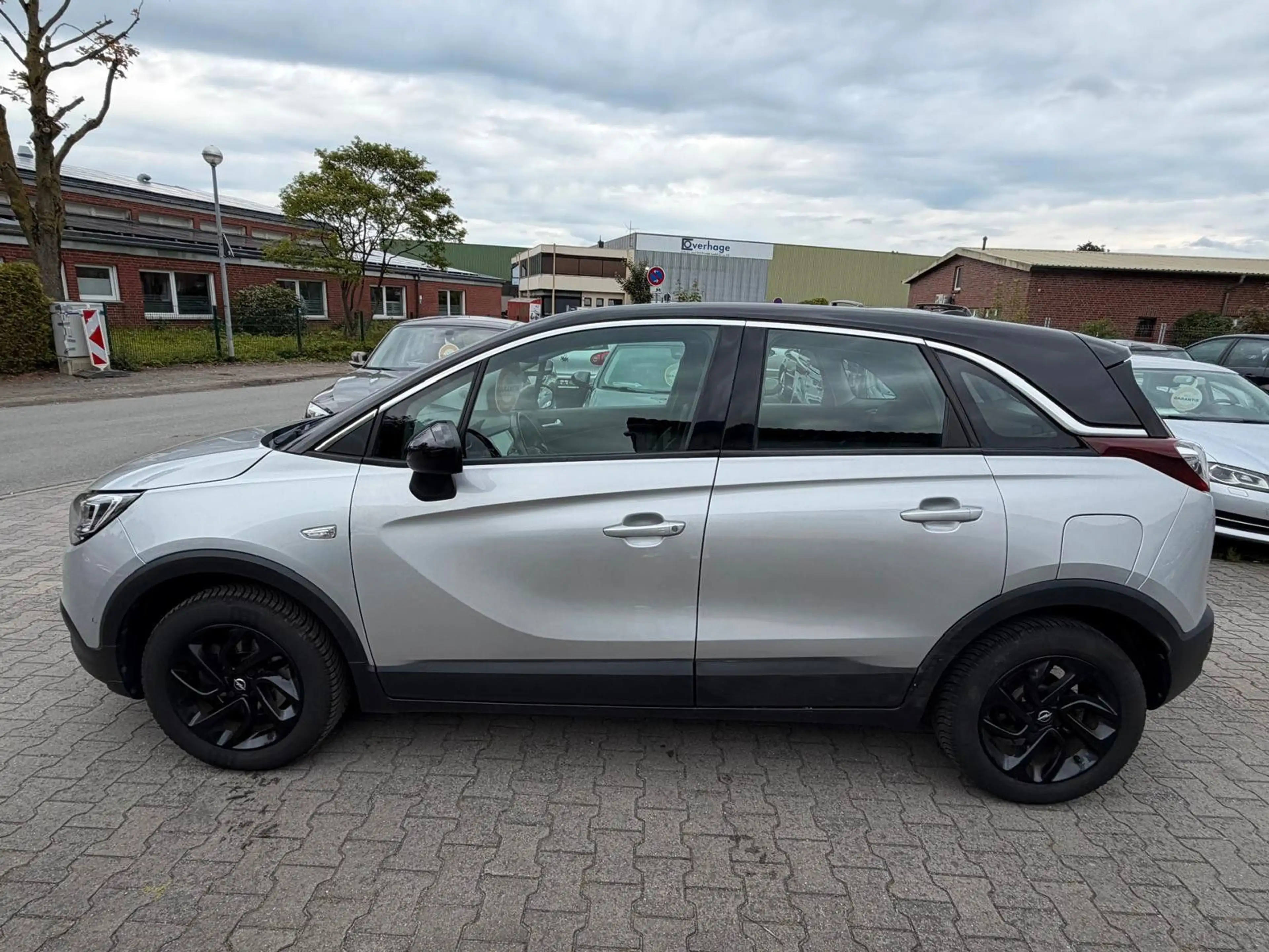 Opel Crossland X Crossland 1.2 Innovation, Kamera, Navi, PDC, LED — photo 6