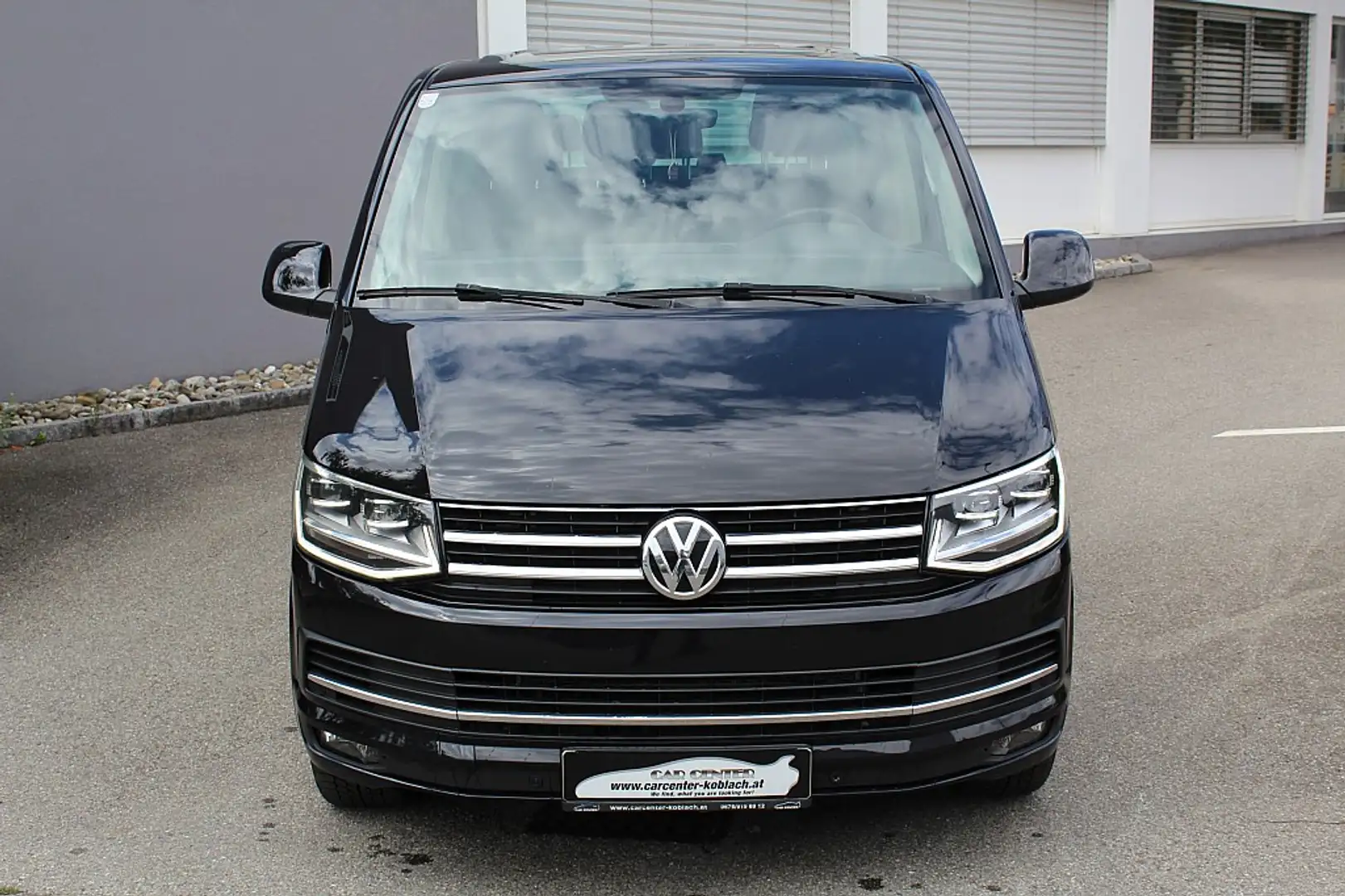 Volkswagen T6 Caravelle LR 2,0 TDI 4Motion BMT Aut. Negro - 2