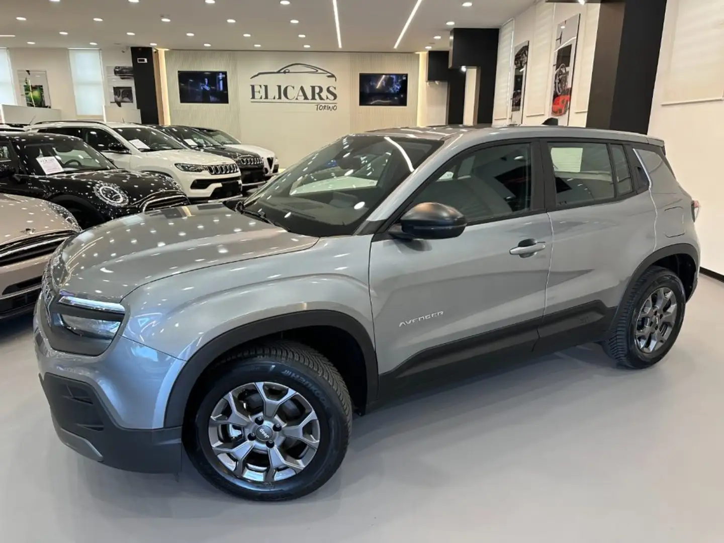Jeep Avenger 1.2 Turbo 100 CV Longitude Grigio - 1
