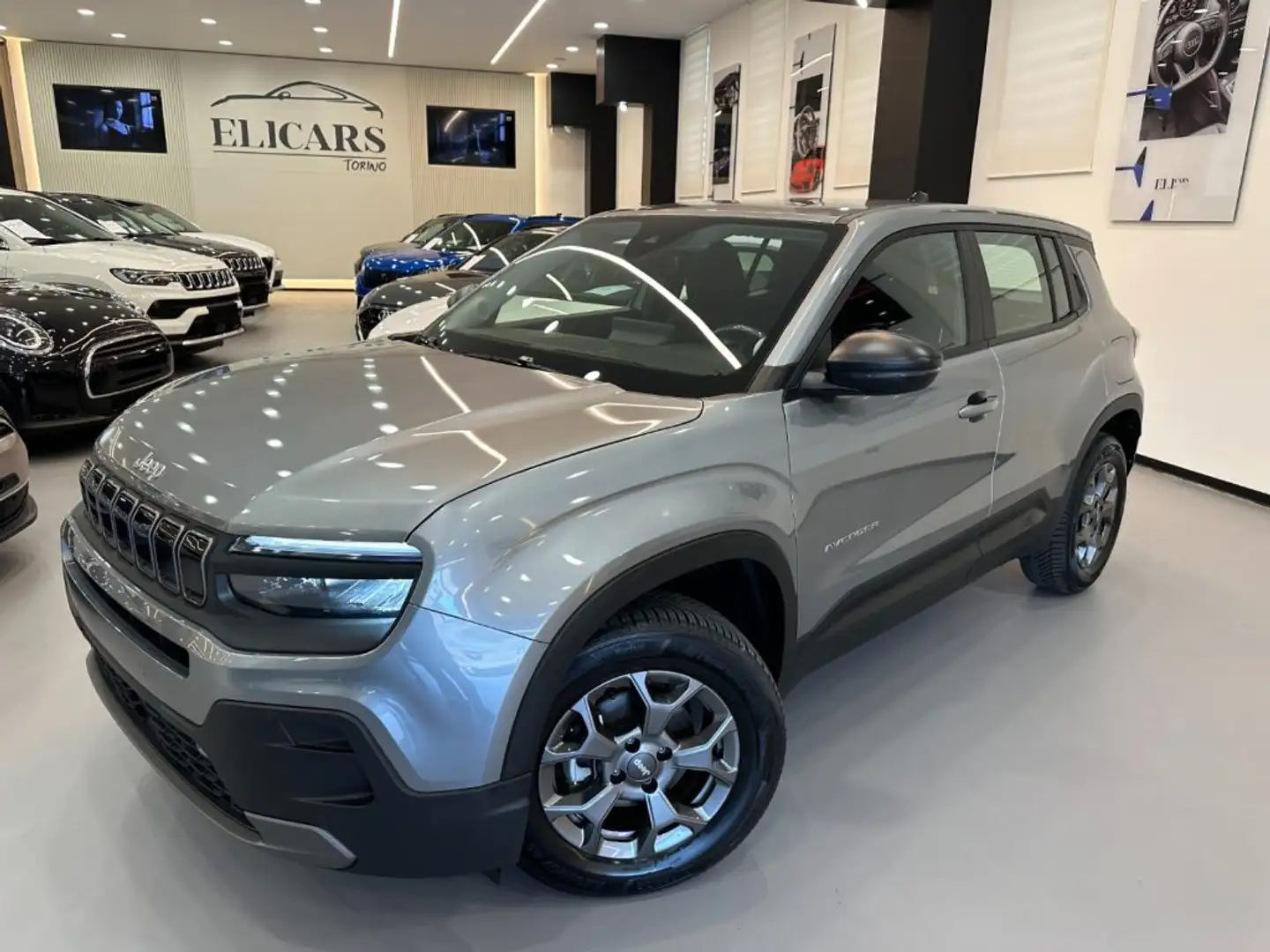 Jeep Avenger 1.2 Turbo 100 CV Longitude Grigio - 2